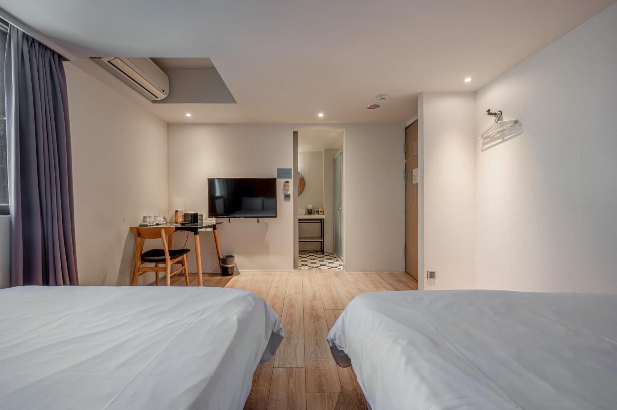 Light Hostel - Tajnan Kültér fotó