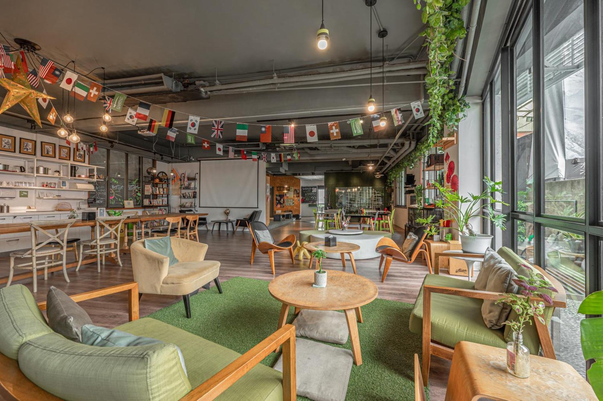 Light Hostel - Tajnan Kültér fotó